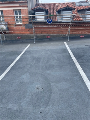 parking-box à la vente -   31000  TOULOUSE, surface 0 m2 vente parking-box - APR713212